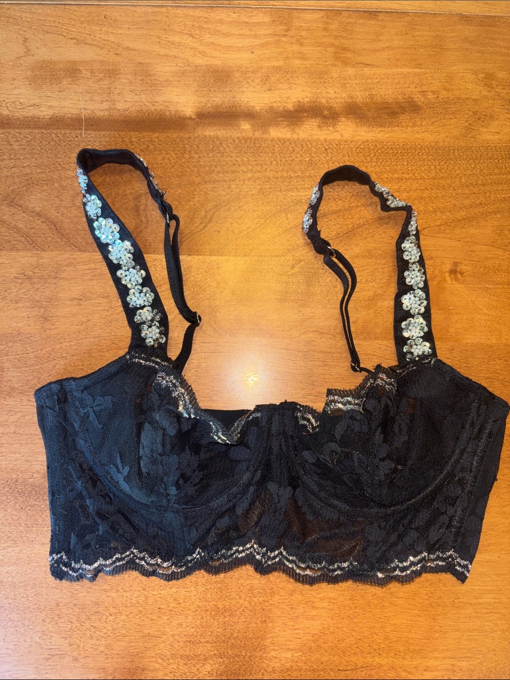 Victoria’s Secret 34B Black Lace Bra